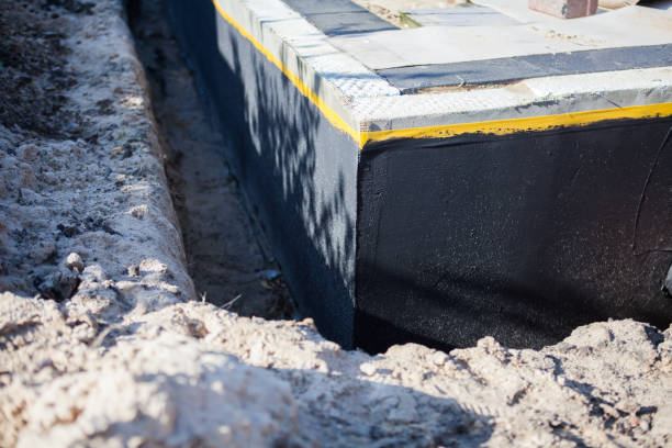Professional Wet Basement Repair technician working in Cloverdale, OH